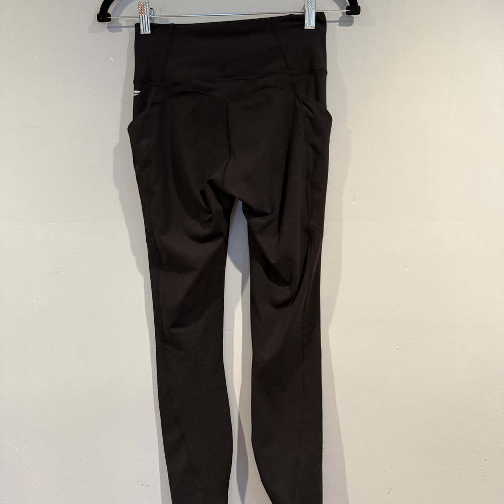 Fabletics High Rise Cropped Leggings Black – Size Medium (20” Inseam, Pockets)